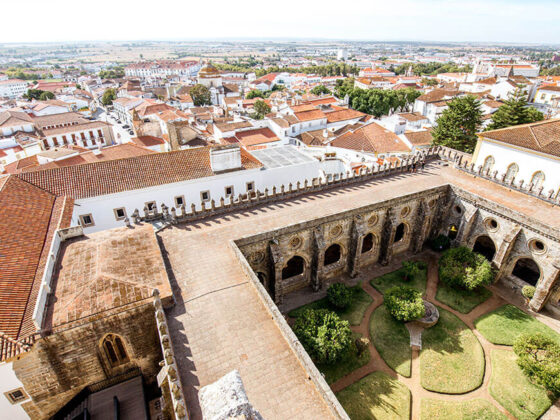 Viver em Évora: Um Guia para Brasileiros que Desejam Morar em Portugal | Vou Mudar Para Portugal